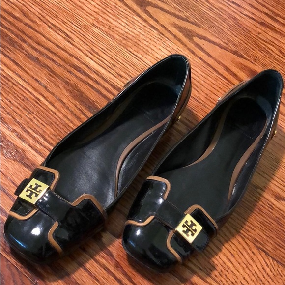 Tory Burch Shoes - TORY BURCH Patent Black Leather Flats